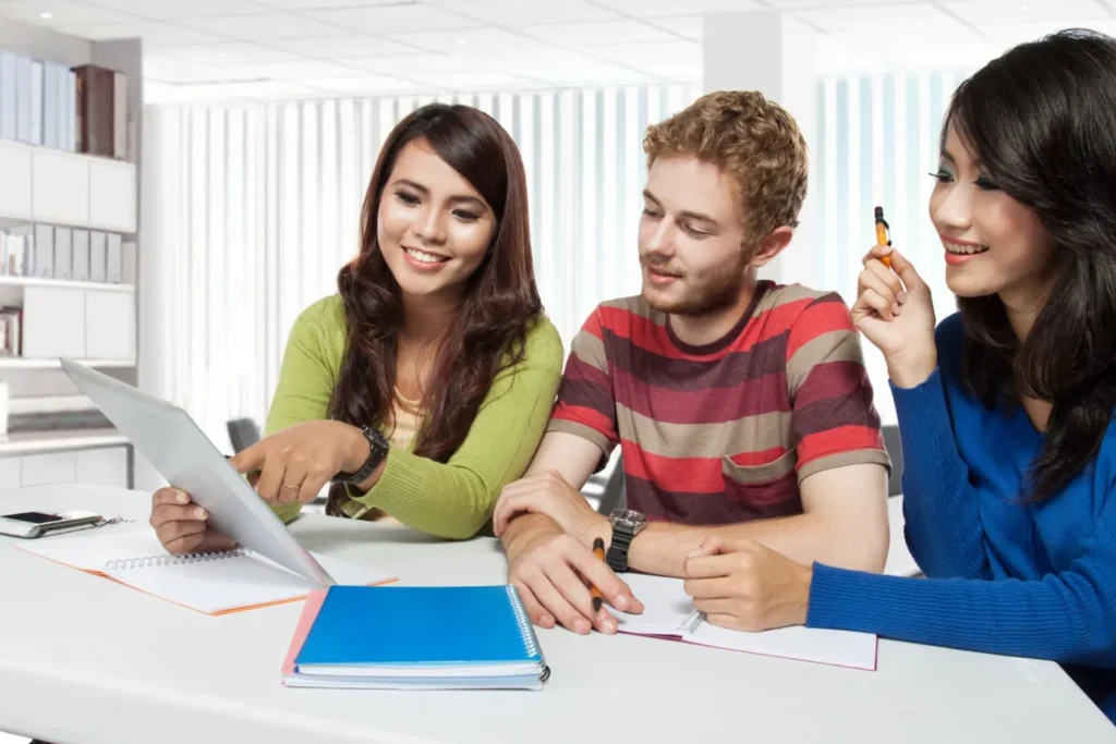 How PTE Classes at Boston Institute Help You Achieve Your Dream Score